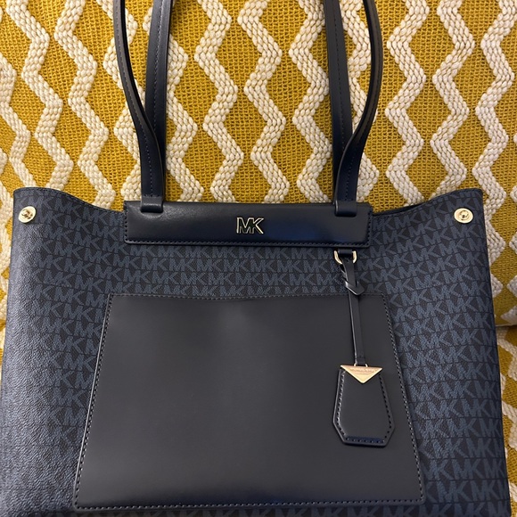 MK (MICHAEL KORS) bag - Picture 2 of 10
